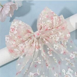 Charming Floral Lace Bow